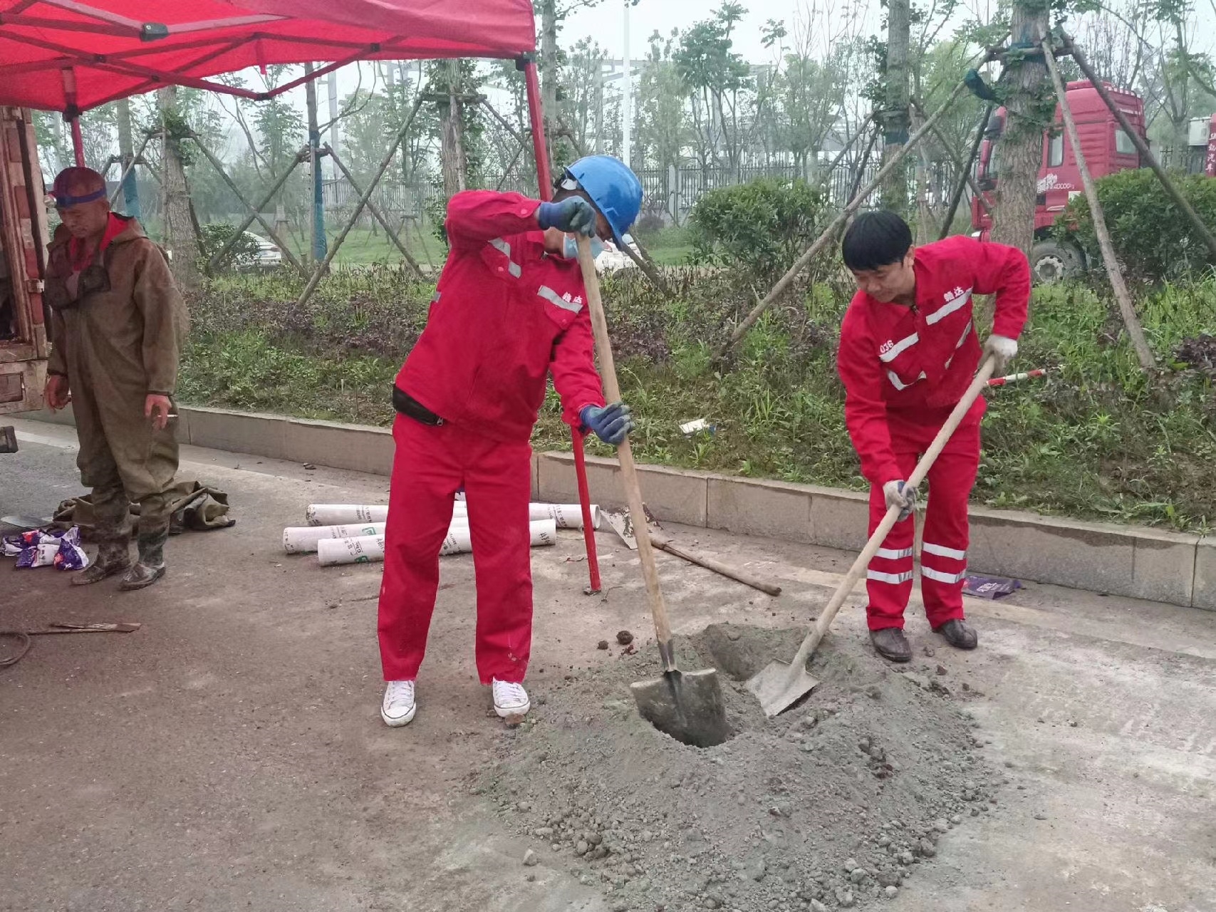 吉利管道疏通哪家好】及时进行市政管道清淤